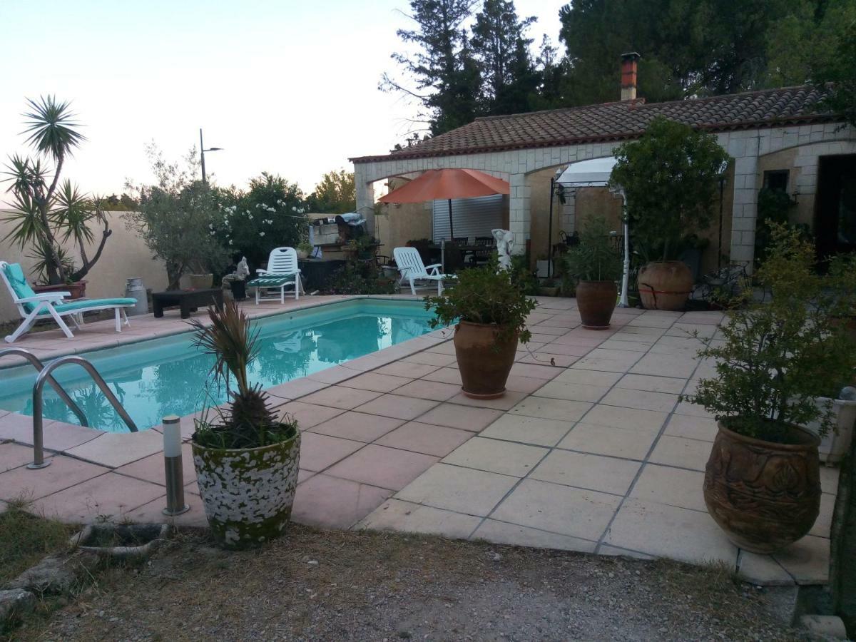 Gite Chez Mamiyo Gallargues Le Montueux Gallargues-le-Montueux Exterior foto